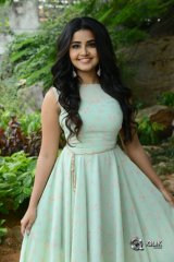 Anupama Parameswaran Interview about Vunnadhi Okate Zindagi Movie